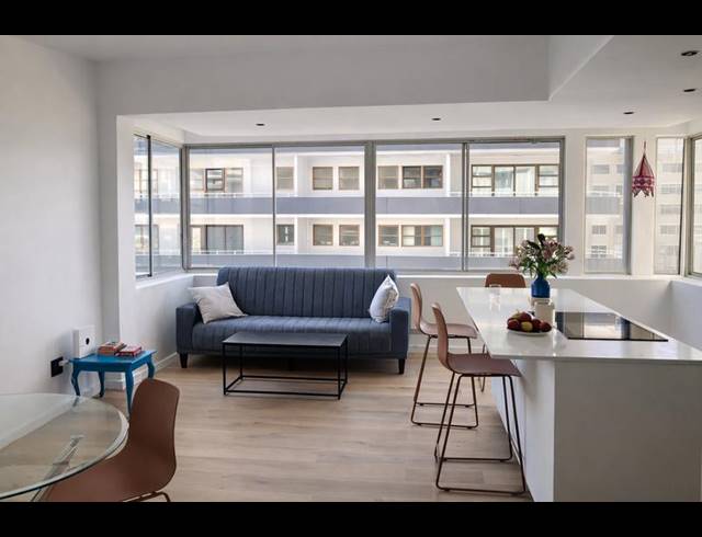 1 BEDROOM APARTMENT FOR SALE IN SEA POINT